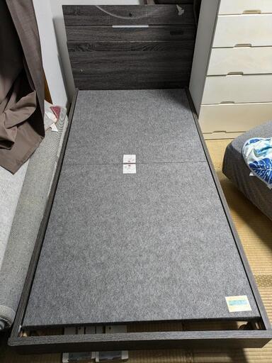 シングルベッド