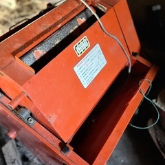 クボタ自動苗箱洗浄機の画像