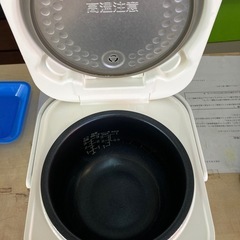 【SALE】ハイアール 3合炊飯器 JJ-M31A  リサイクルショップ宮崎屋 住吉店 25.10.2の画像