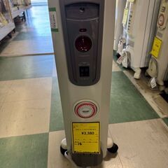 オイルヒーター　デロンギ　H770812EFS　暖房　冬　家電　...