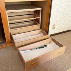 着物タンスいろいろの画像