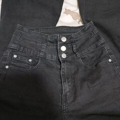 美品：ANAPブーツカット？ズボン〈受け渡し予定者決定〉
