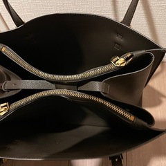 Charles and Keithカバンの画像