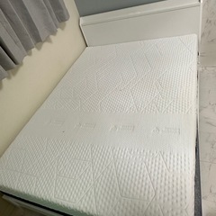 【定価17万】エママットレス付きニトリダブルベッド