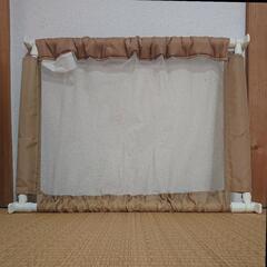 【もっと値下げしました‼️】日本育児 ふわふわとおせんぼ キッズゲート
