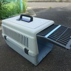 トラベルキャリー小型犬～中型位　アイリス