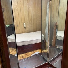ドレッサー、３面鏡　差し上げます　取りに来れる方限定の画像