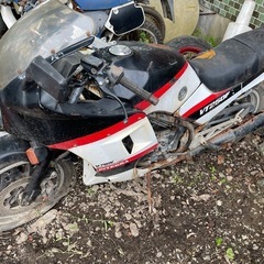 ホンダ VT250F 中古品引き取り限定