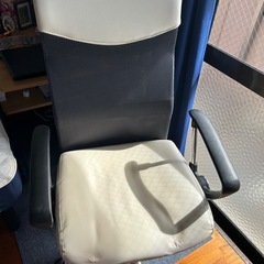 パソコン用チェアの画像