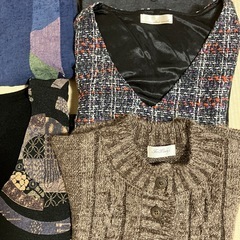 【お渡し済】100601女性用アウター袖なし5着の画像