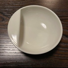 無印　磁器ベージュお玉おき