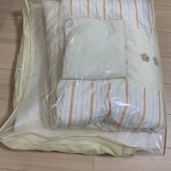 西川リビング　ベビー敷布団、掛け布団セットの画像
