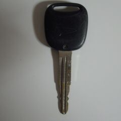 ダイハツ　純正キーレス　黒ボタン