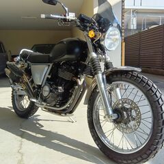 SWM　シルバーベース４００　車検7年4月　５５００ｋｍ　カスタム満載の画像