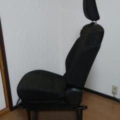 JB64　ジムニー　運転席側　純正シート　の画像