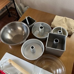 パンやシフォンケーキの道具の画像