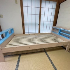 シングルベッド 照明とコンセント付