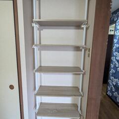 突っ張り棚の画像