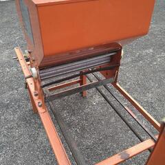 クボタ　ばらまき機　播種機の画像