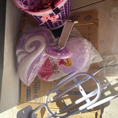 美品　16インチ　自転車　キッズ　バイク　子供　女の子　ディズニープリンセス　　紫　白色　ホワイト　パープル　パステルカラー　の画像