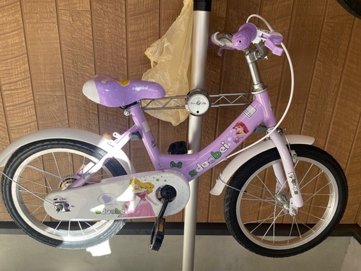 美品　16インチ　自転車　キッズ　バイク　子供　女の子　ディズニープリンセス　　紫　白色　ホワイト　パープル　パステルカラー　
