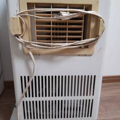 除湿器（冷風機）コロナ CD-102の画像