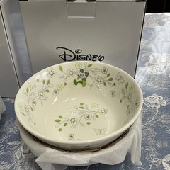 ディズニーサラダボウル４点セットの画像