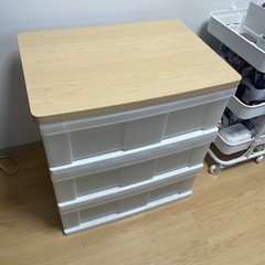 衣装ケース