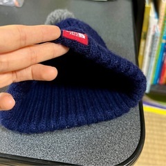 THE NORTH FACE ネイビー ニット帽の画像