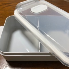 お弁当箱（お一つ）の画像