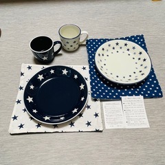 未使用品　お皿＆マグカップ＆ランチマット　セット品