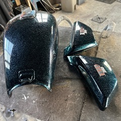 z250 タンク，サイド