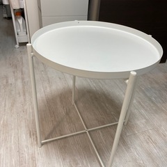 IKEAサイドテーブル　トレイテーブル　白　の画像