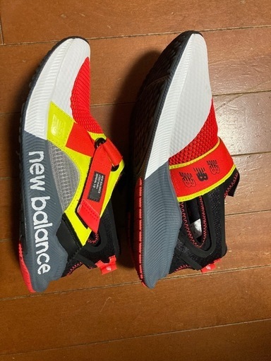 ニューバランス　New Balance  Fuel Cell Sandal
