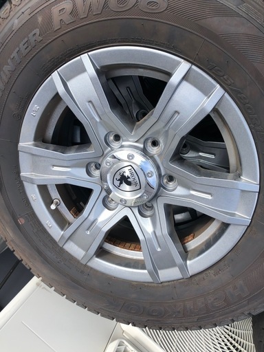 ハイエース用アルミ＆スタッドレスタイヤ