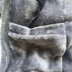 【新品】電気毛布 着る150cm×90cm 8つヒーター内蔵 3段階温度調整 10秒速暖　USB給電の画像