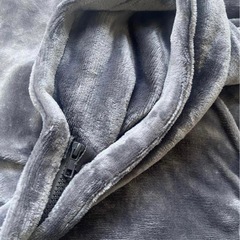 【新品】電気毛布 着る150cm×90cm 8つヒーター内蔵 3段階温度調整 10秒速暖　USB給電の画像