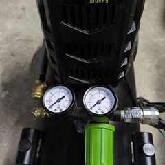 エアーコンプレッサー一式の画像