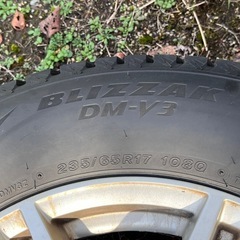 【値下げ】ブリヂストン　スタッドレス　235/65R17 2023年39週製造　ホイール付　ベンツRクラス