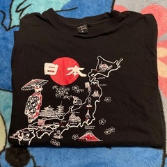 服　　Tシャツ