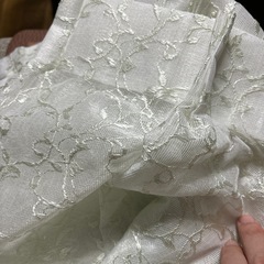 105✖️200のレースカーテンの画像