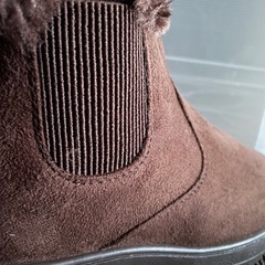 ⭐️ほぼ新品⭐️スエード調ブーツ　サイズＬ（24㎝前後）の画像