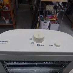 ● TEKNOS PH-1211 W  直管型 ハロゲンヒーター 2秒速暖 1200/800W 首振り機能 転倒offスイッチ 暖房 ヒーター ストーブ 2011年製 中古 ④の画像