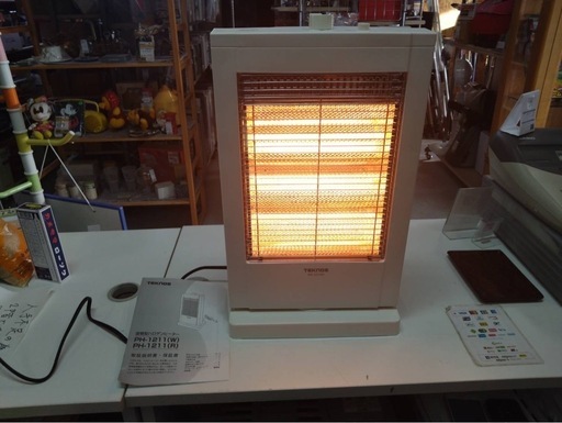 ● TEKNOS PH-1211 W  直管型 ハロゲンヒーター 2秒速暖 1200/800W 首振り機能 転倒offスイッチ 暖房 ヒーター ストーブ 2011年製 中古 ④