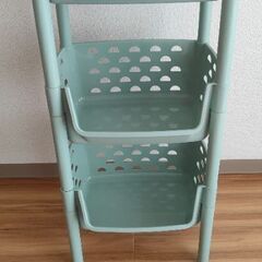 早いもの勝ち!!プラスチック製三段ラック　グリーンの画像