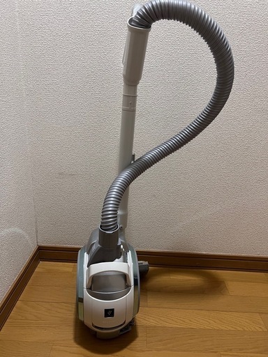 SHARPの掃除機\n