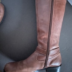 ⭐️ロングブーツ⭐️茶色　　サイズ２３.５センチの画像