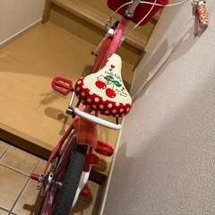 ハローキティ　自転車　18インチ　美品！　お取引決定！！！！！の画像