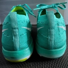 ⭐️箱なし⭐️NIKE スニーカー　サイズ２４センチ（推定）の画像