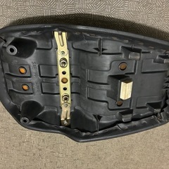 インパルス400 純正シートの画像